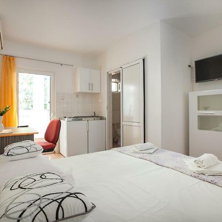 Apartments Klara Makarska Exteriör bild